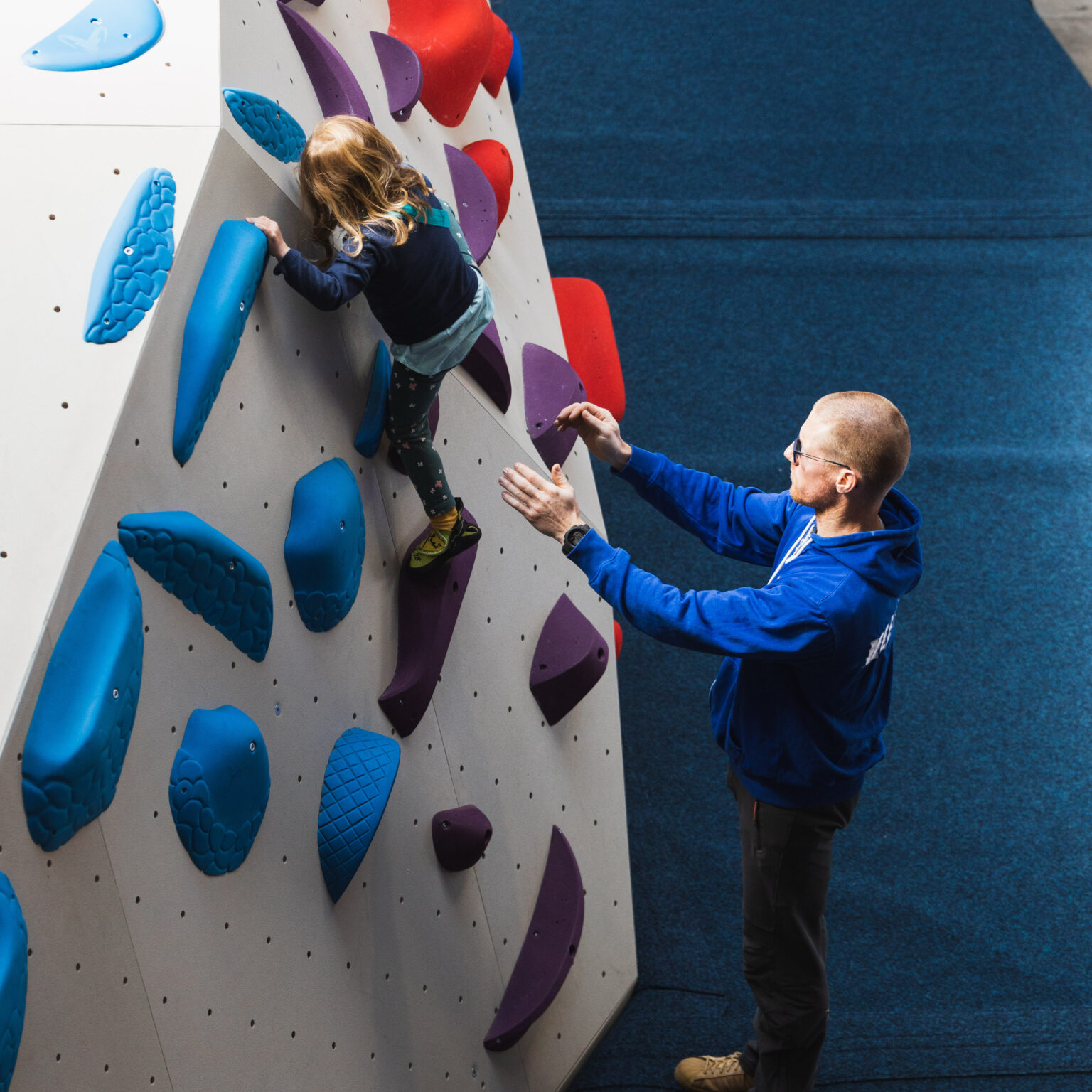 gym-kidszone-boulderisland-kids-climbers-