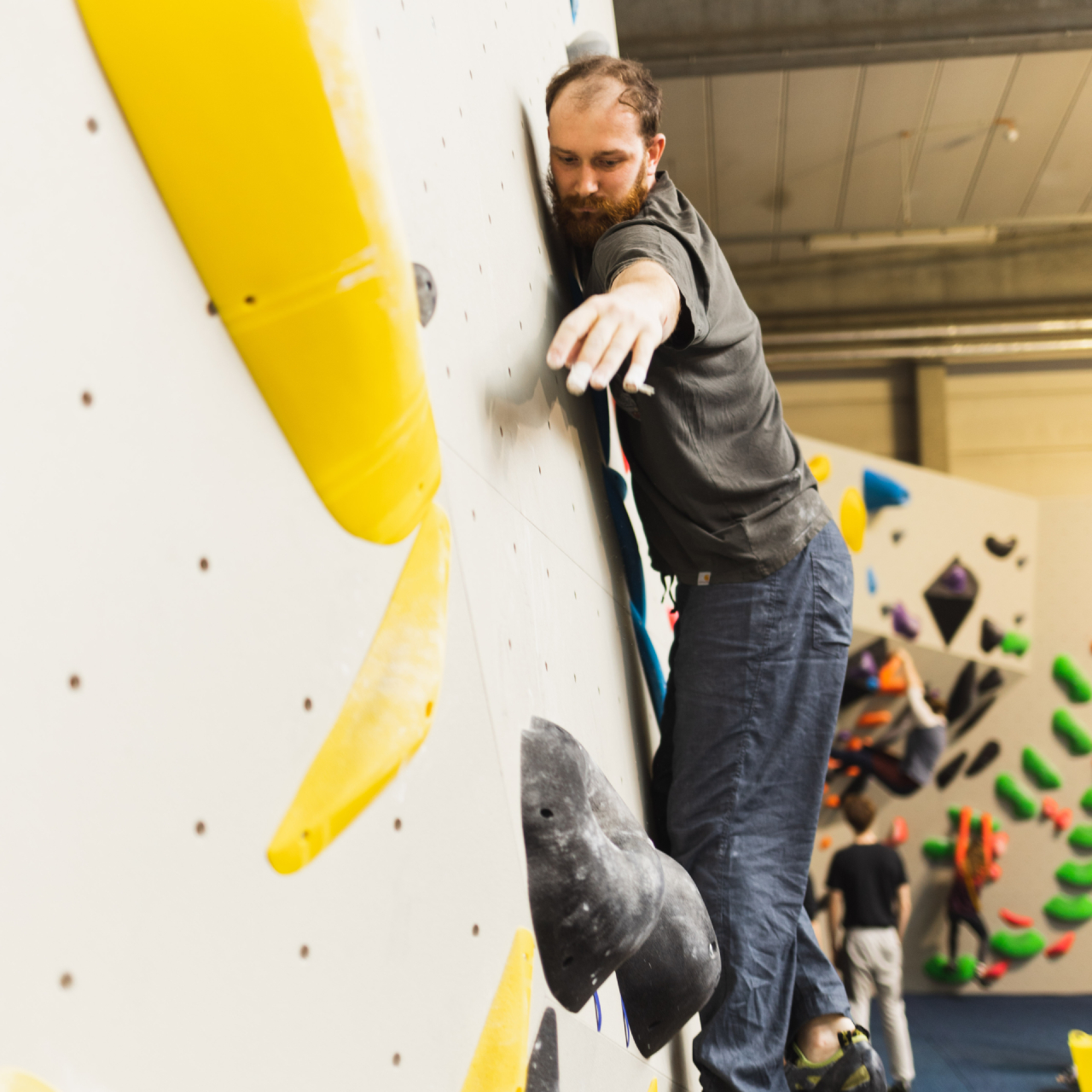 gym-boulderzone-climbers-adults-