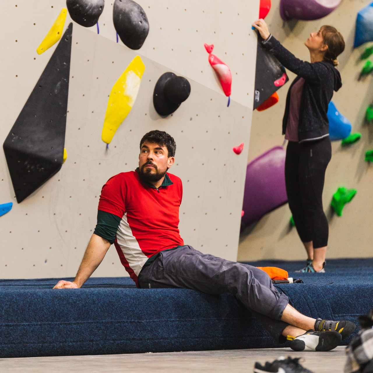gym-boulder-adult-climber-