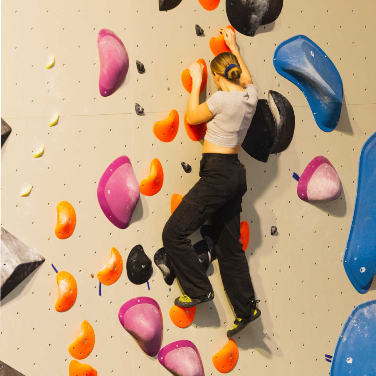 gym-boulder-adult-climber-